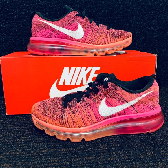 nike flyknit max womens